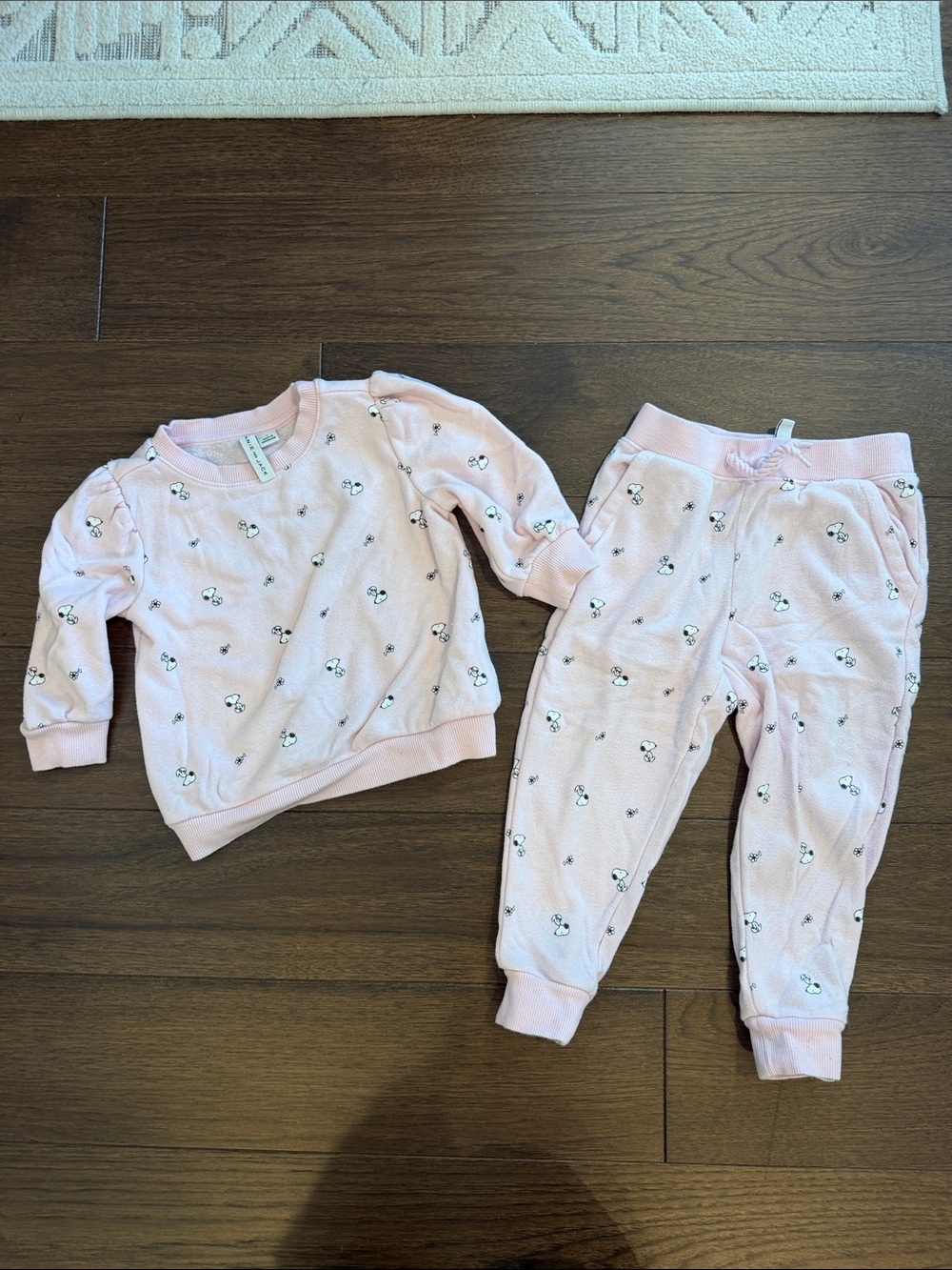 Janie and Jack Light Pink Snoopy Matching Set Size 3T - C11-228